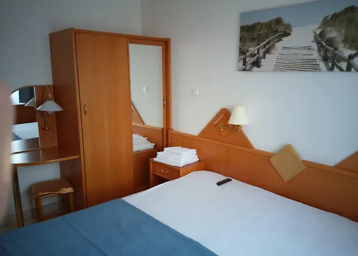 Apartment Apartamentyprzymorzu Reymonta Z Sypialnia *